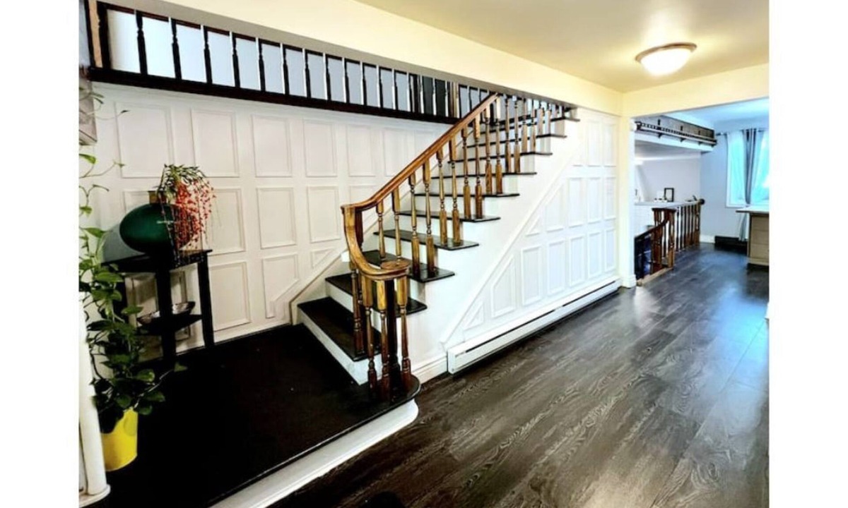 Algoma District House | Cheerful 4-bedroom house with lots of Amenities
