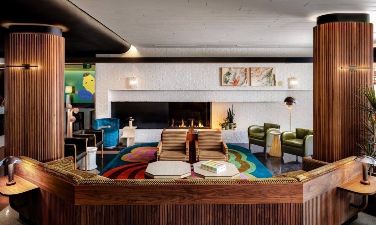 Beaconsfield Village Apartment | Classic 1BR Room | Rooftop Bar, Sleek Space & View