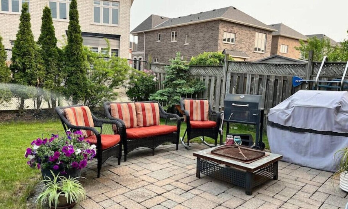 Whitby House | Clean, spacious, poolside entire lower level aptnn