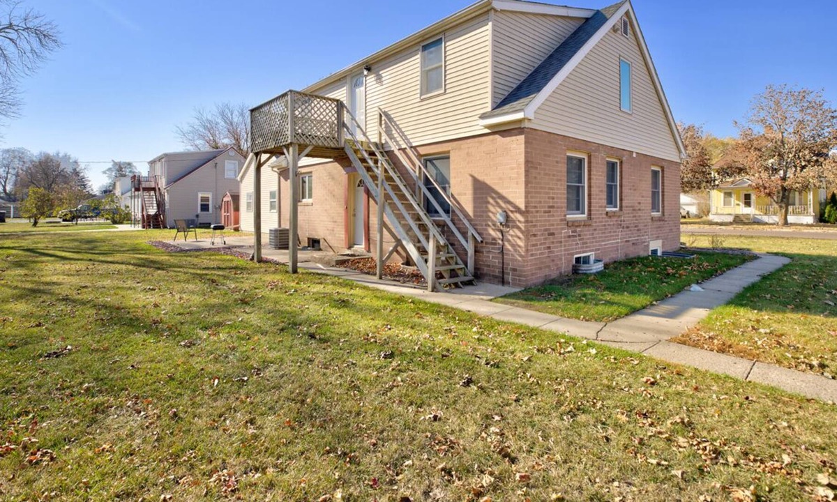 Mankato Apartment | Close to MSU, Hospital and shopping