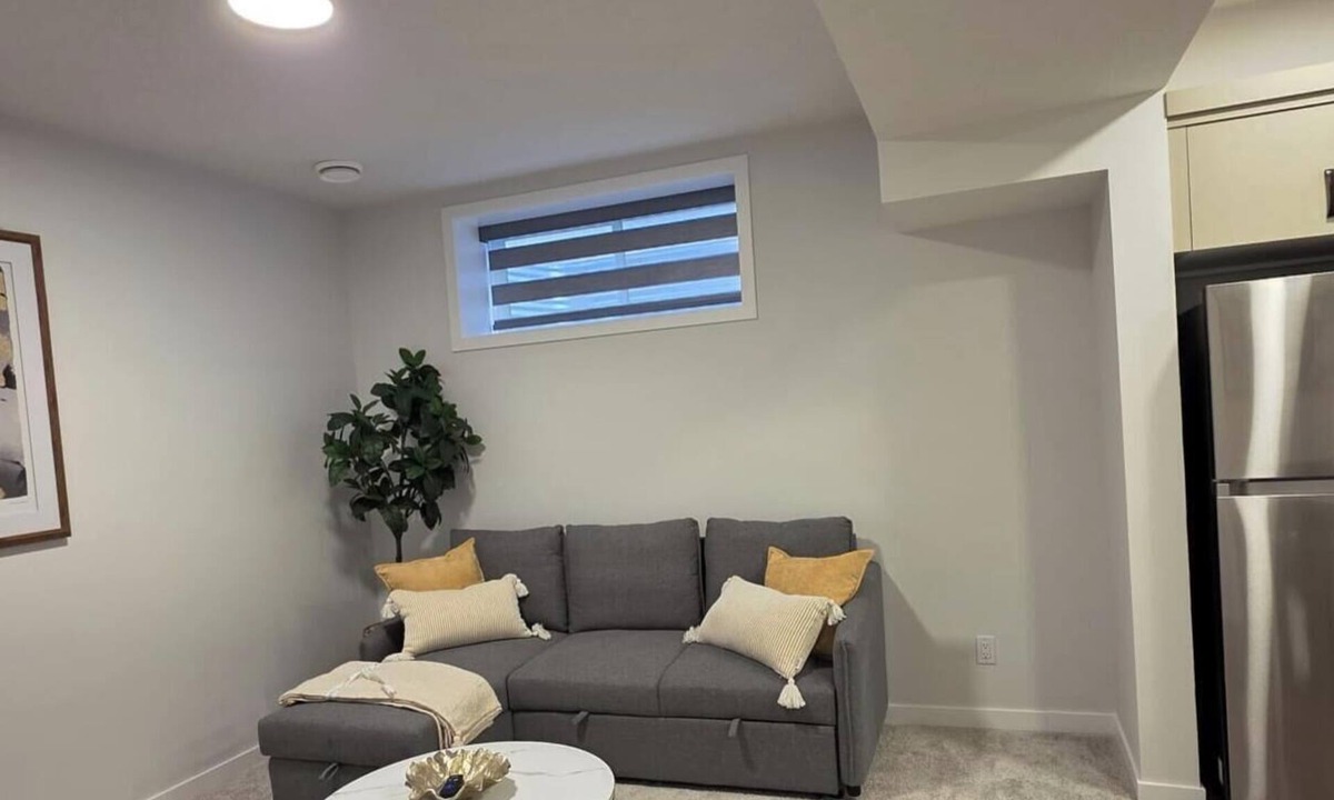 Airdrie Apartment | CobbleBrook Executive Suites; family Friendly