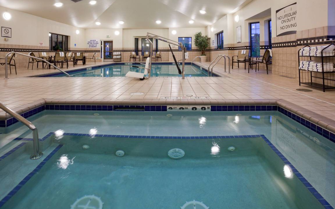 West Bloomington Condo | Condo ∙ 1 bedroom ∙ 6 guests