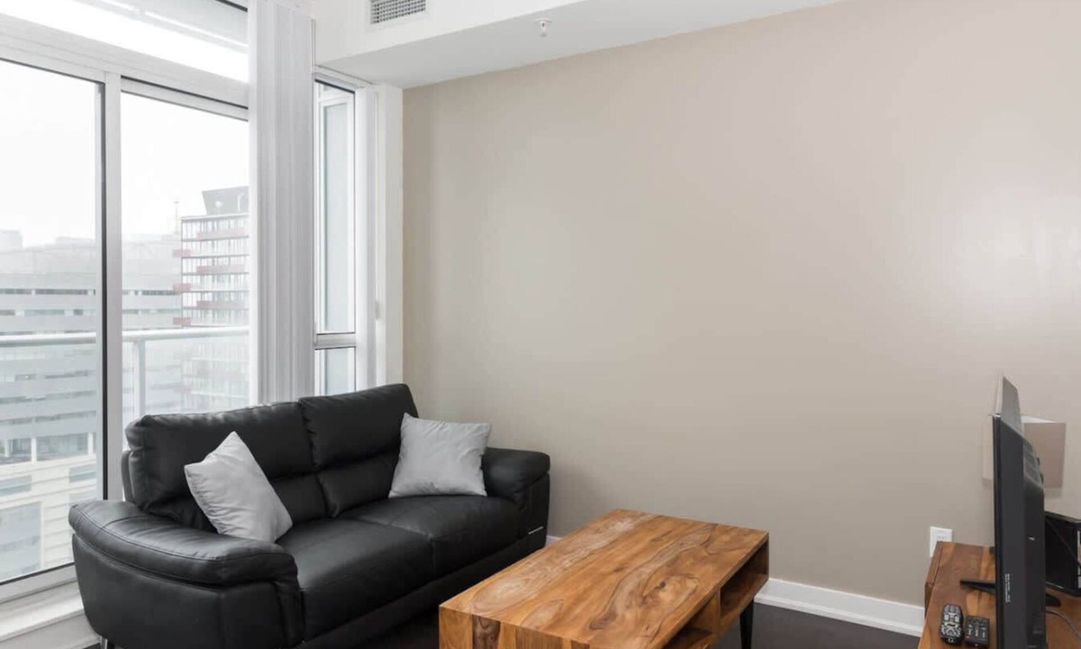 Downtown Toronto Apartment | Corporate Stays | Studio 2 Bedrooms