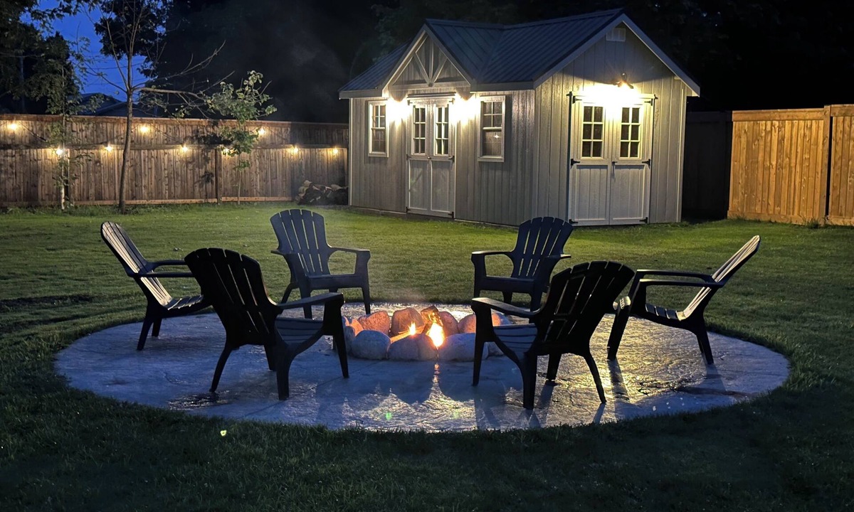 St. Williams Cottage | Cottage at the lake,Long Point Bay. Campfires, Beaches, trails and Wineries