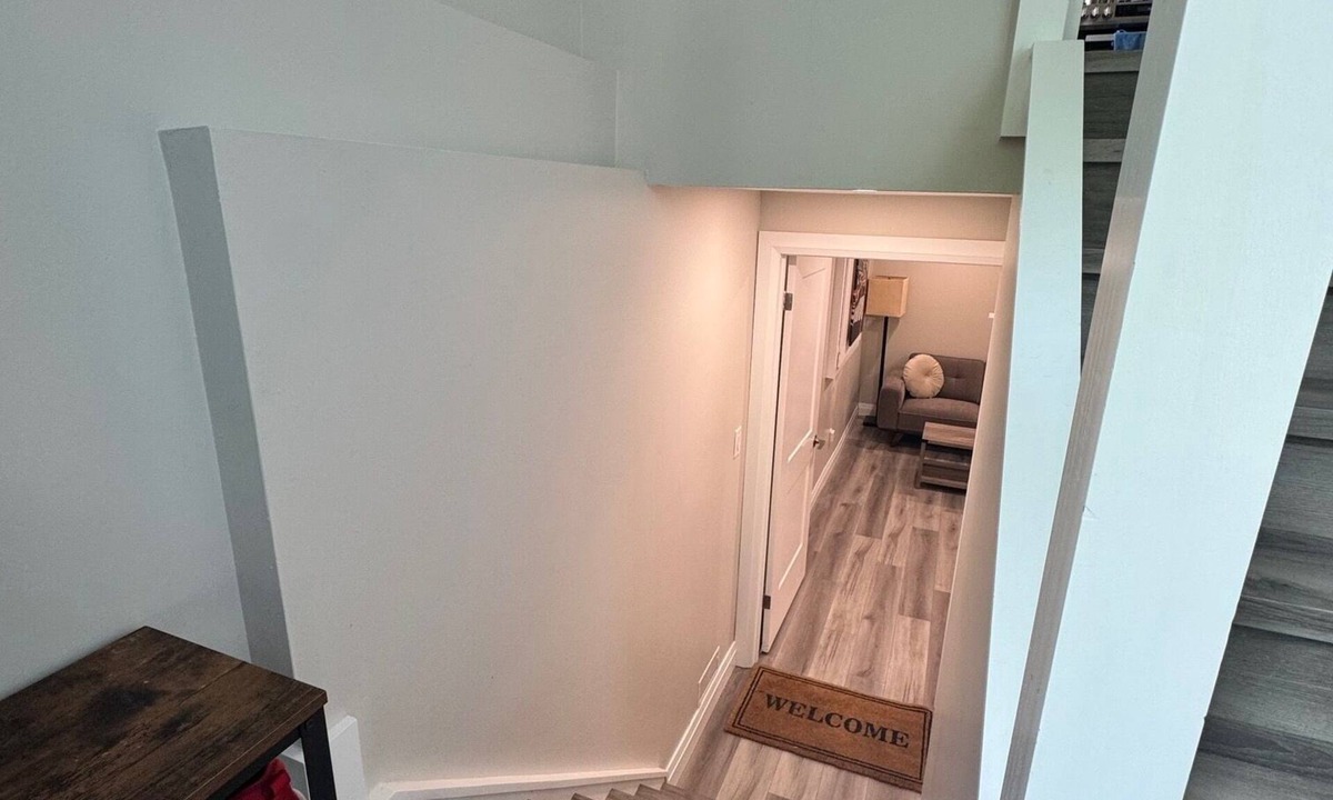 LaSalle House | Cozy 2 bedroom guest suite in Lasalle