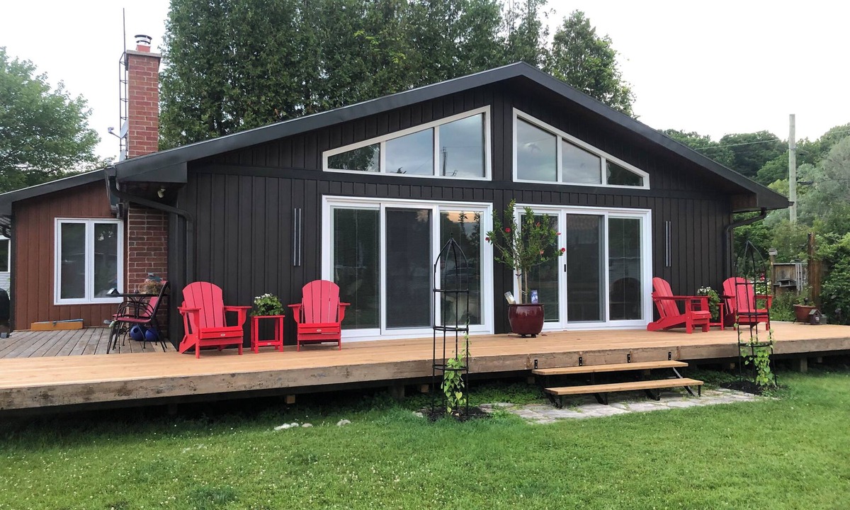 Turkey Point House | Cozy 3-Bedroom Cottage in Turkey Point, close to beach, hiking & biking trails