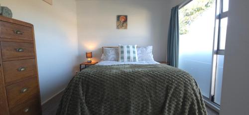 Nelson House | Cozy corner on Cohen