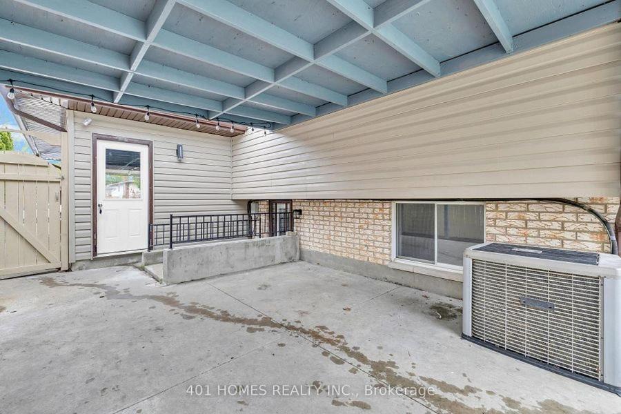 Woodslee Apartment | Cozy Private Basement Suite East Windsor