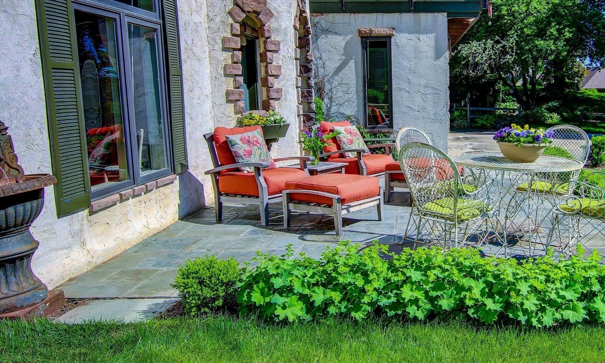 Stillwater Cottage | Cozy Private Cottage overlooking the St. Croix River Valley