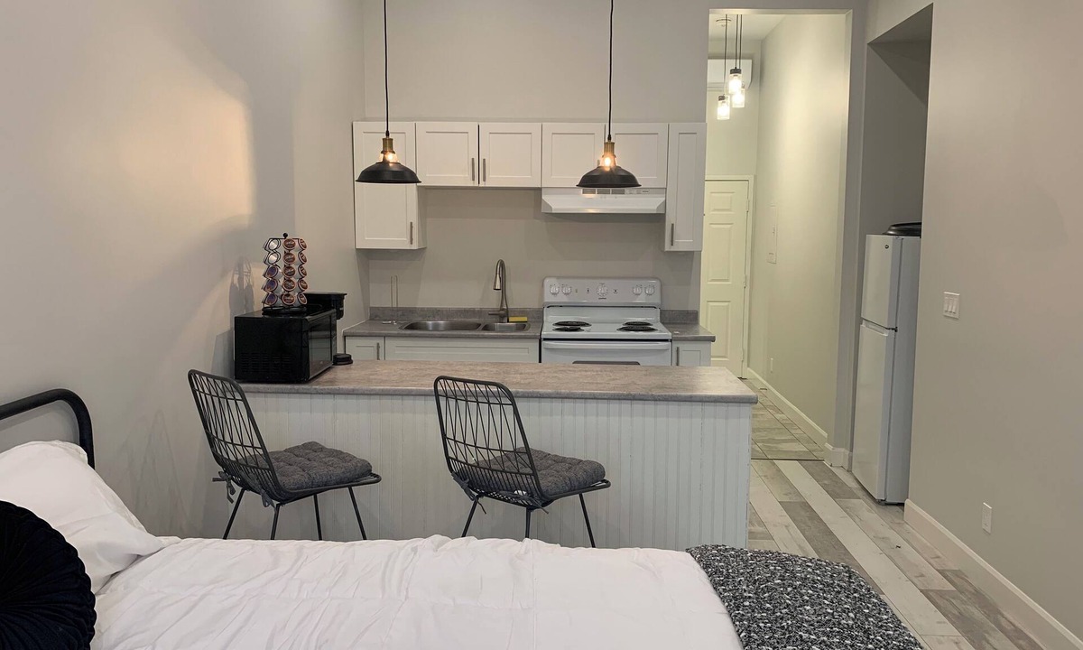 Chatham-Kent Apartment | Cozy riverfront loft in the heart of Downtown!