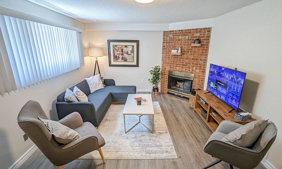 St. Catharines Apartment | Cozy suite near DT St.Catharines & Niagara