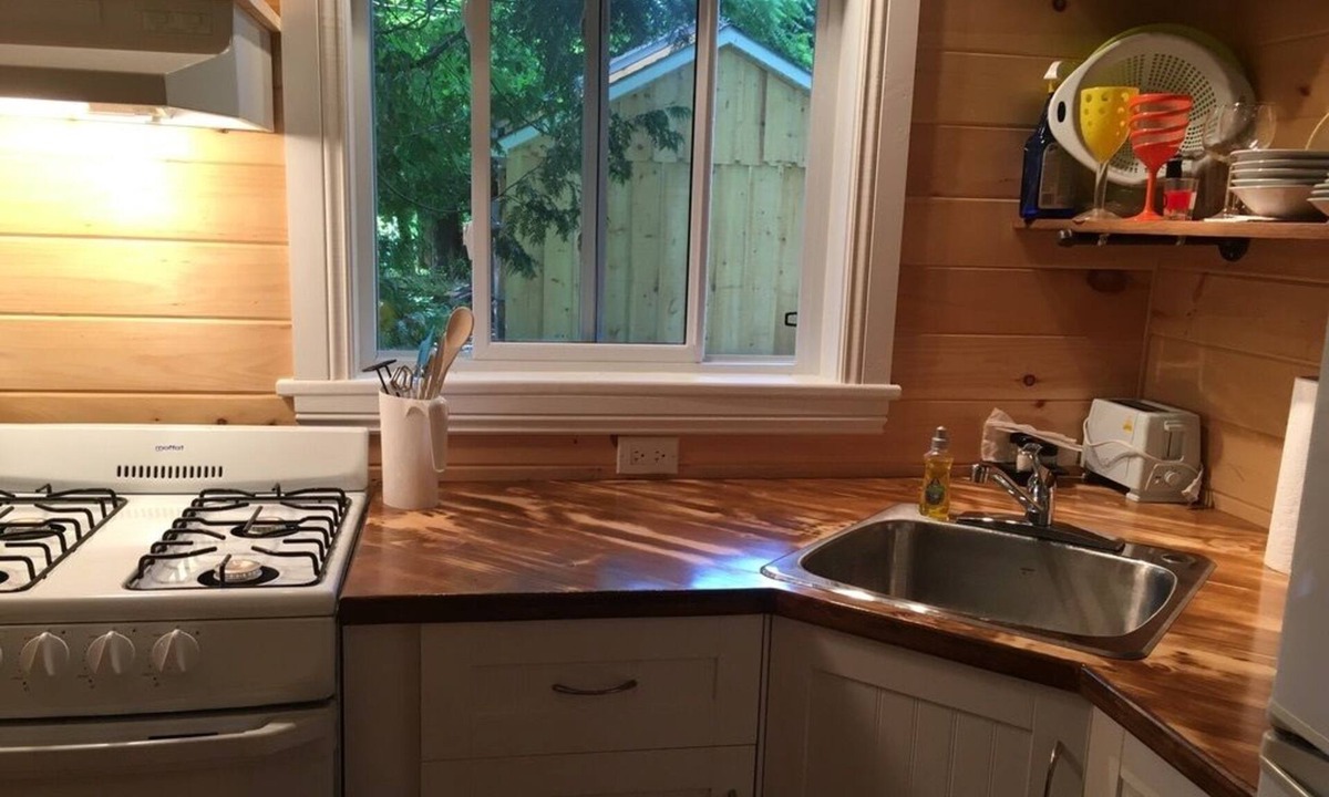 Bayfield Cottage | Cute Two Bedroom Bayfield cottage