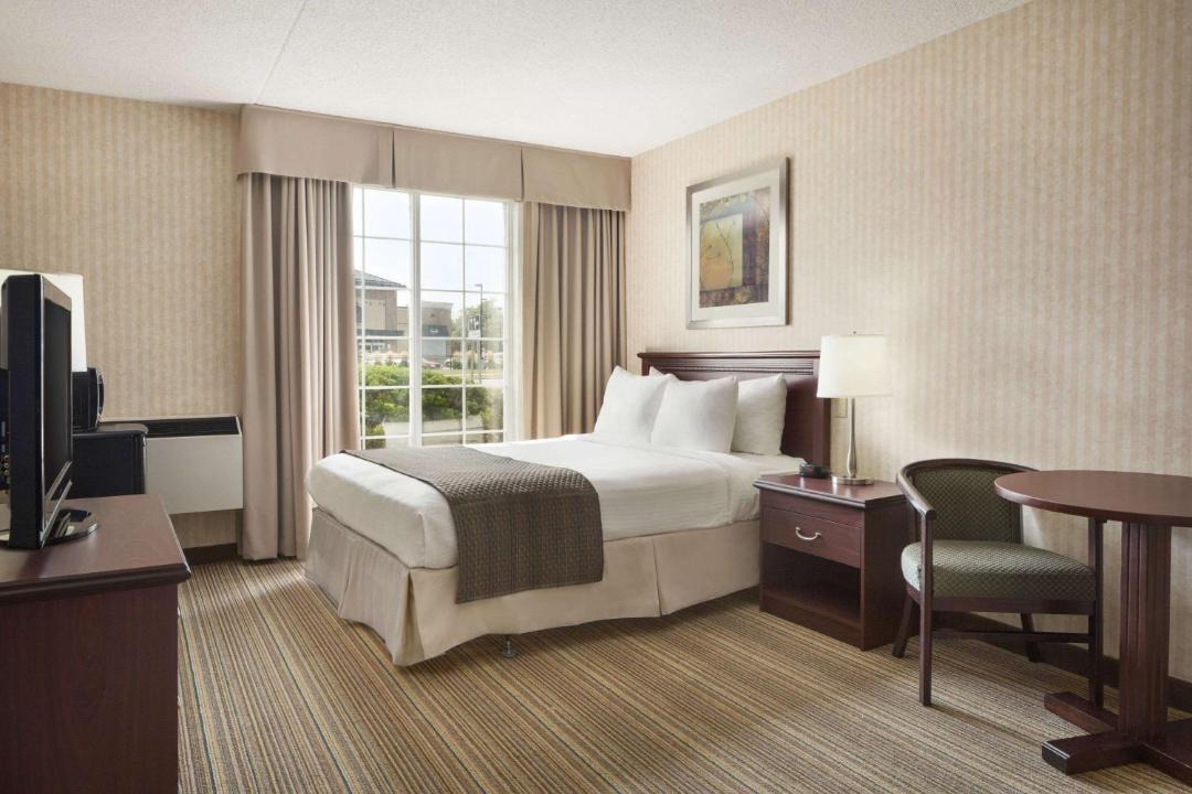 Days Inn | Brantford