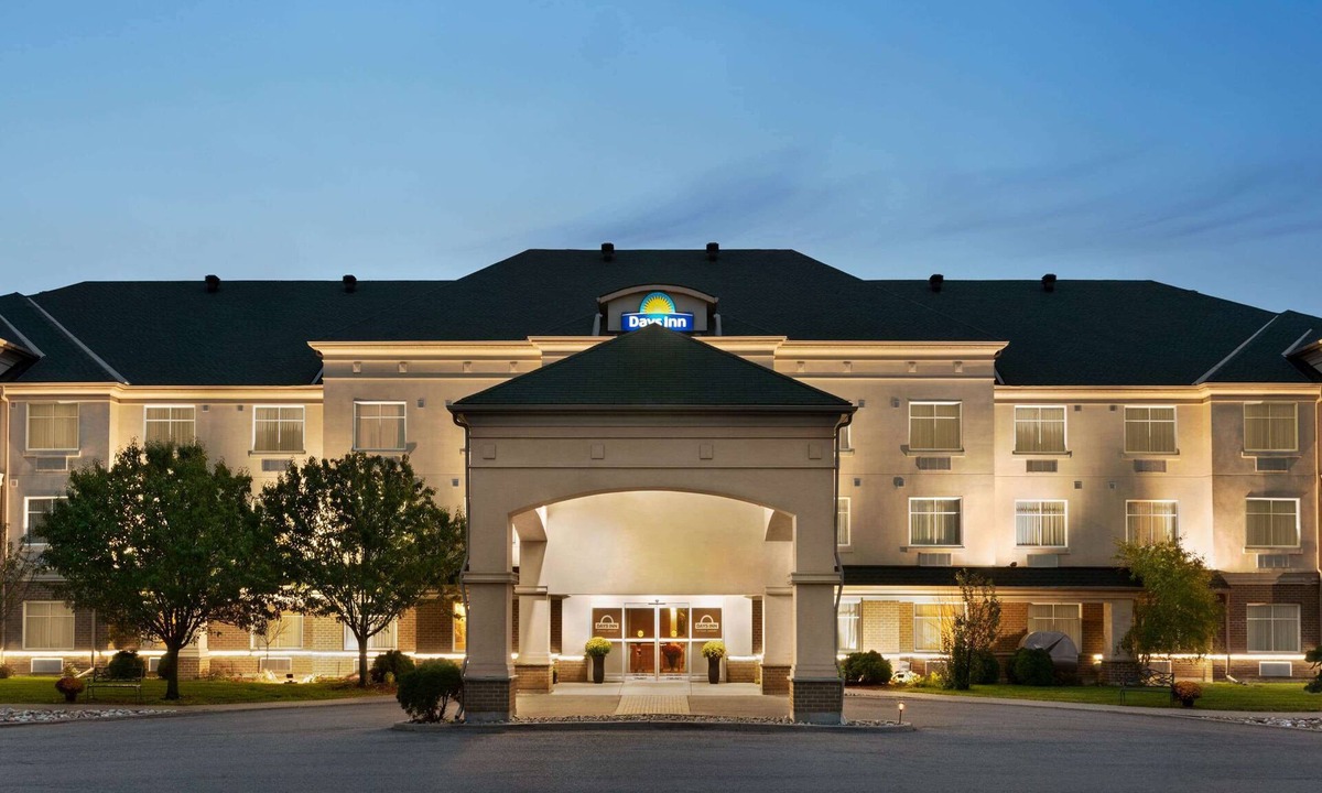 Ottawa Division Hotel | Days Inn by Wyndham Ottawa Airport
