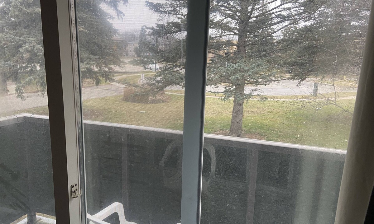 Guelph Apartment | Discounted One bedroom in Guelph WIFI included