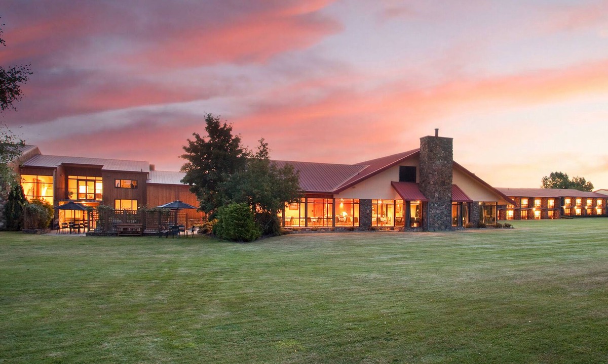 Twizel Hotel | Distinction Mackenzie Country Hotel