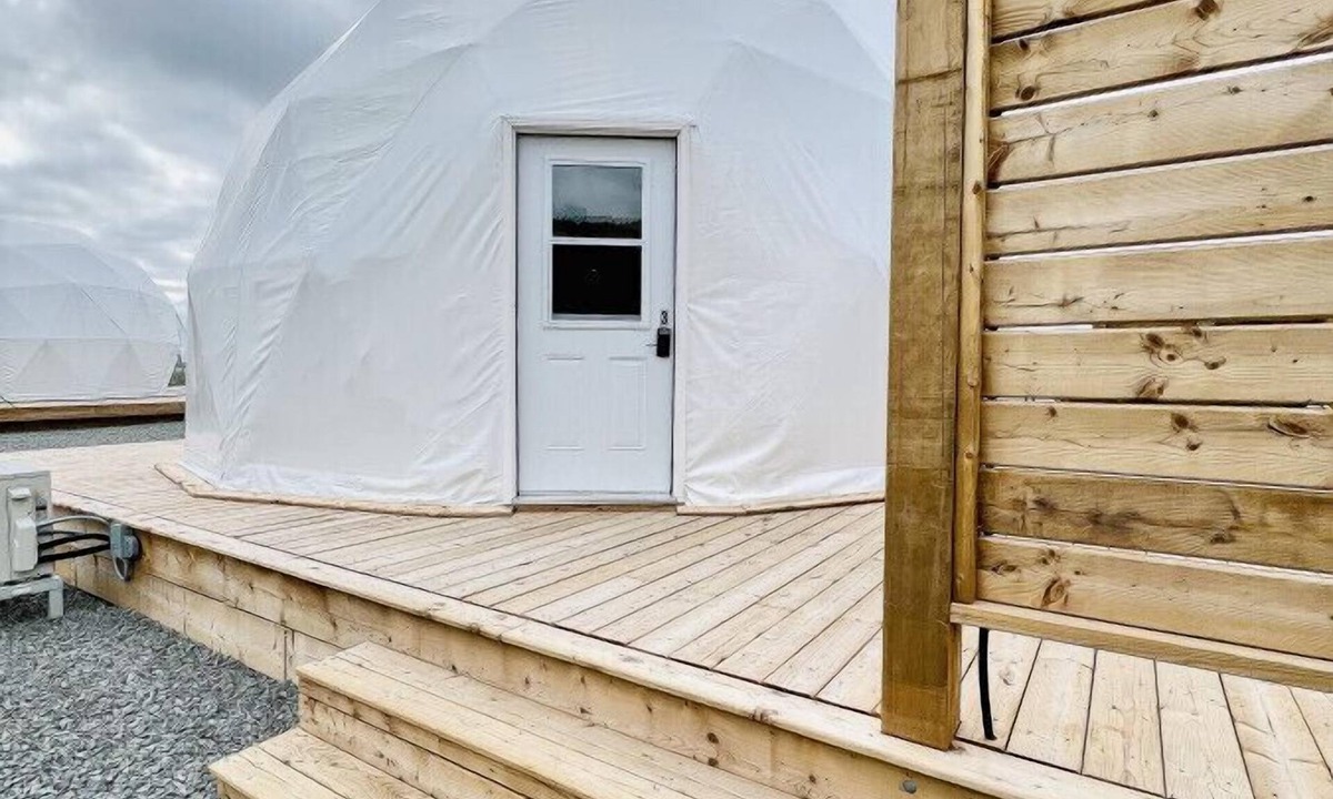 West Bay Cabin | Dome 3 · Luxury Lakeside Dome Experience & Hot Tub