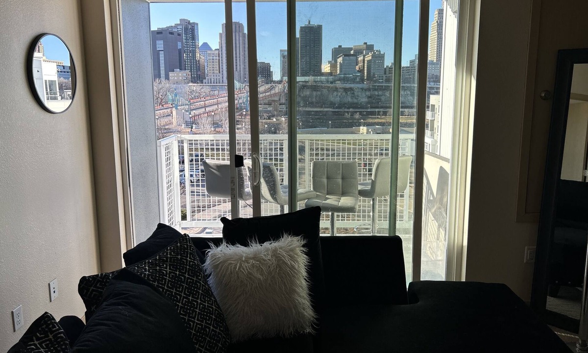 Riverview Condo | Downtown Luxury Condo with an amazing view!