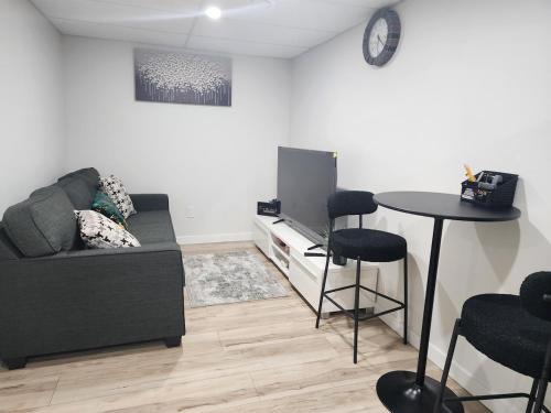 Winnipeg Apartment | E & T 1 Bedroom Executive Suite