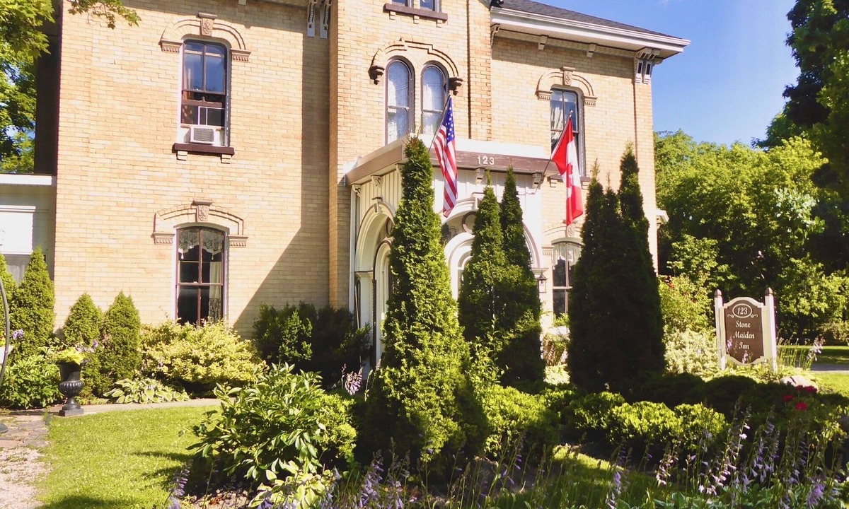 Stratford Apartment | Edwina Stone Maiden Inn