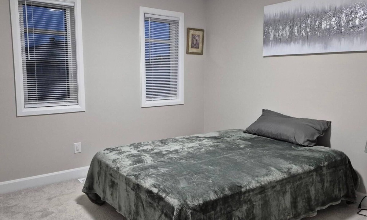 Russell House | Elegance and serenity on Parkview Terr/Élégance et calme sur Parkview Terr