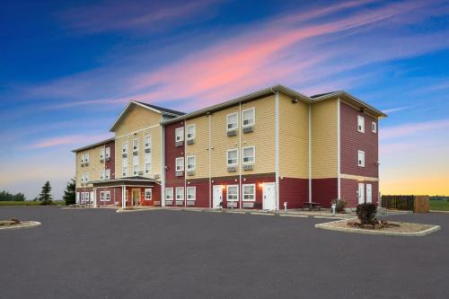 Lamont Hotel | Elk Island Studios - Lamont