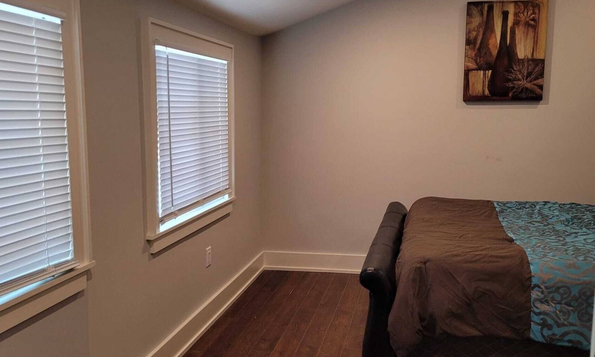 Fort Erie House | Entire Near Niagara, Crystal Beach, Buffalo - Located in Canada