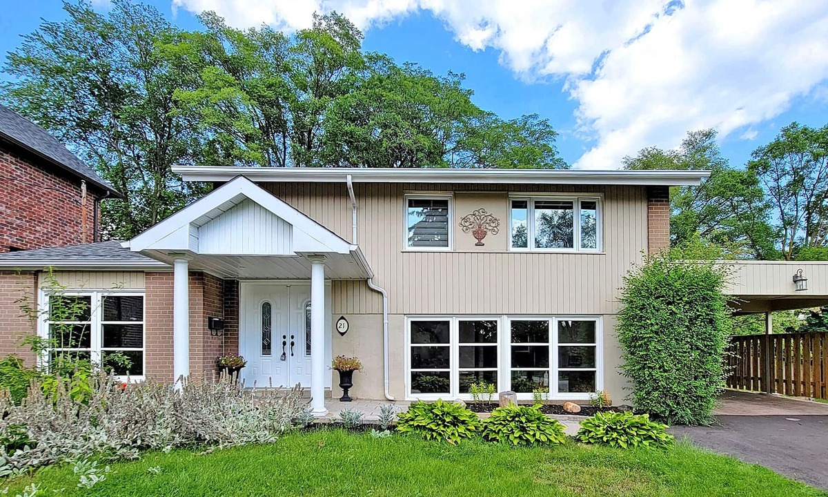 Toronto House | Entire unshared cozy house for your entire family
