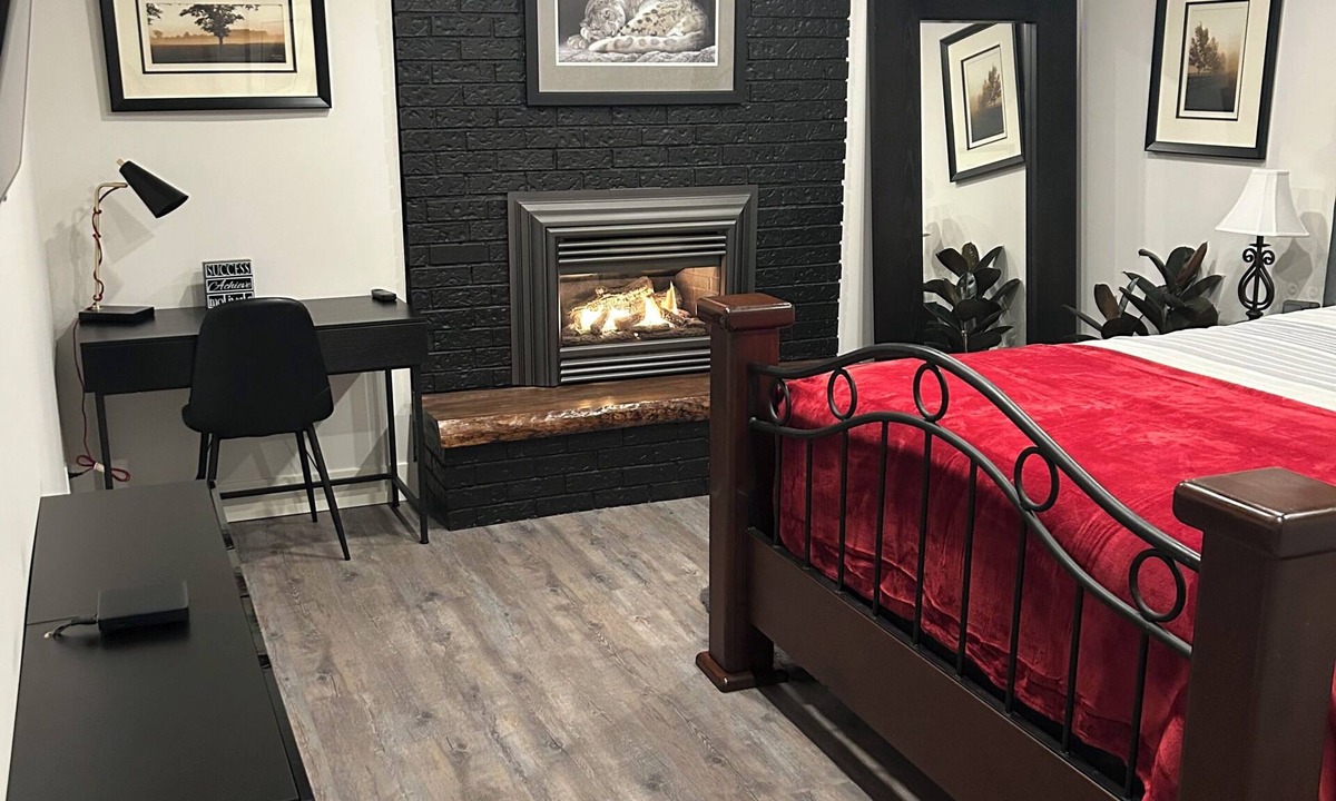 Langley House | Evergreen Escape