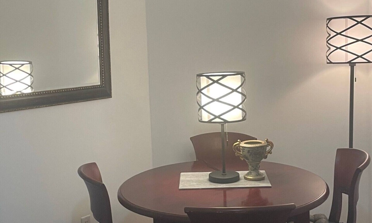 Hurontario Condo | EXECUTIVE CONDO, (FULLY FURNISHED)nOne bedroom plus den, located in Mississauga.