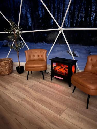 Leduc County Other | Experience Luxury Glamping at Ravines Edge Geo Glamping