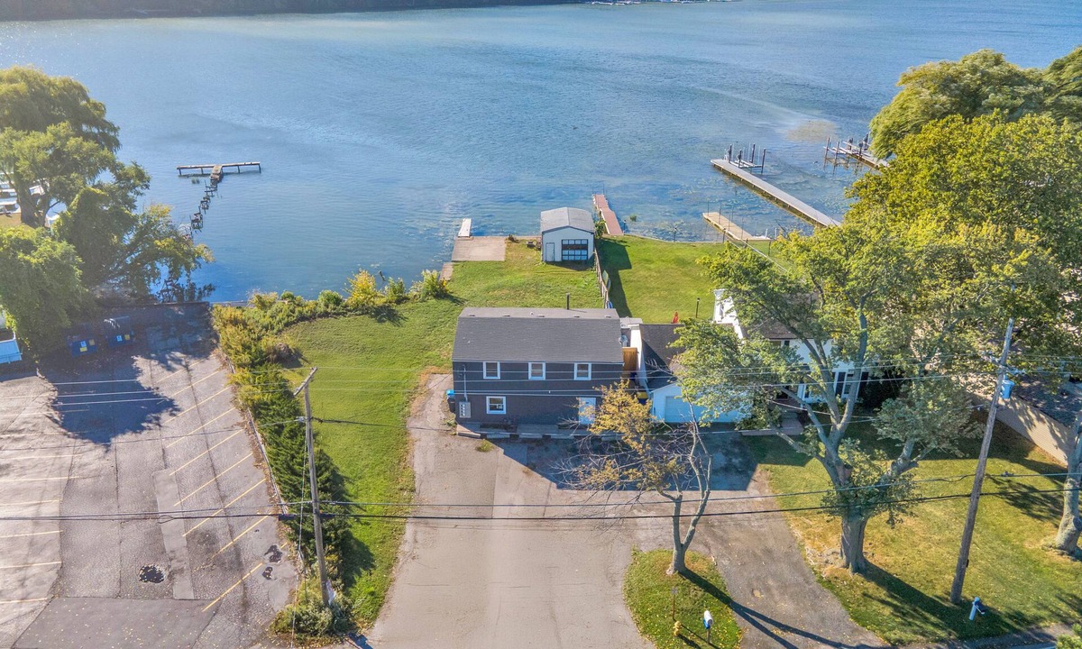 Webster Crossing Apartment | Experience Waterfront Living at Its Finest!