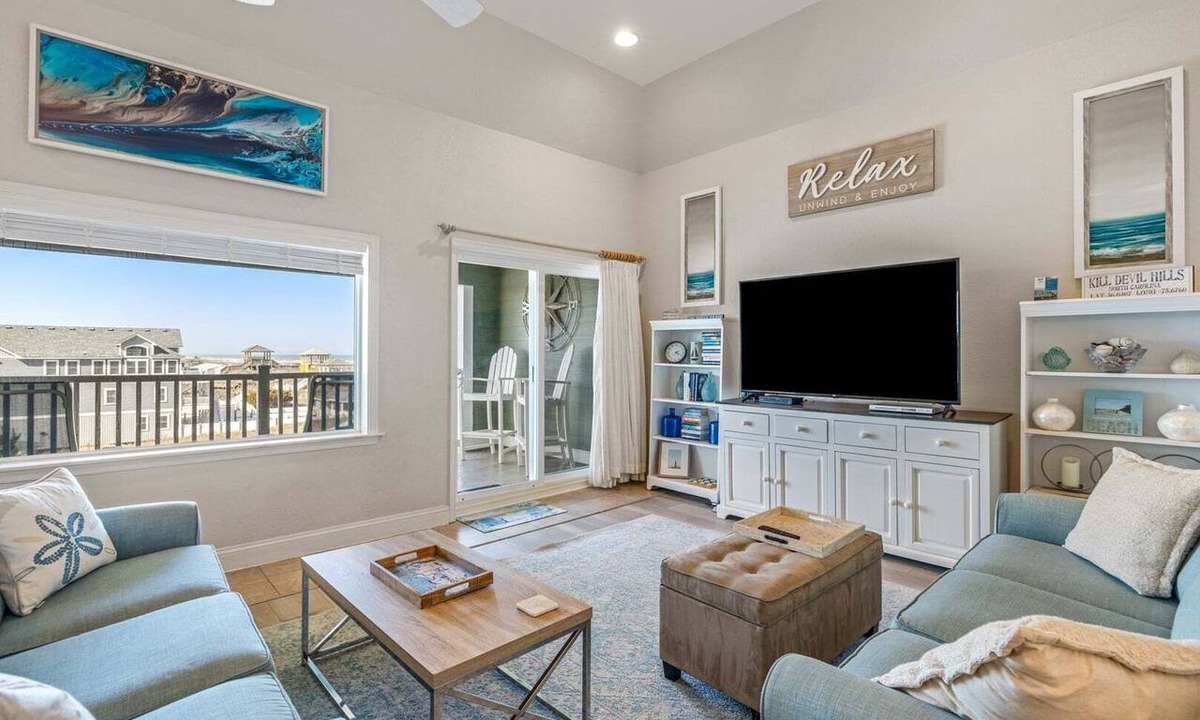 Kill Devil Hills Condo | FFR303 - Shell Yeah by First Flight Rentals
