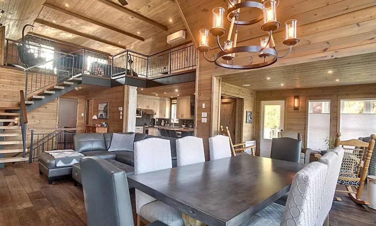 Saint Come Cottage | Formidable Waterfront Cottage - Serenity at its best!