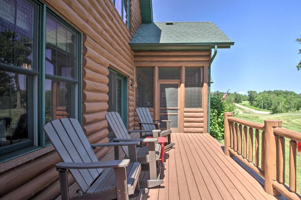 Garrison House | Garrison Golf Course Townhome 1 Mi to Lake!
