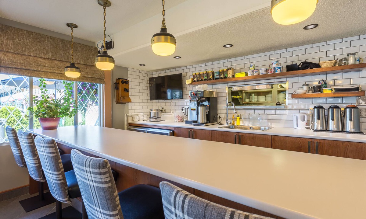 Prince George Hotel | Grama's Inn