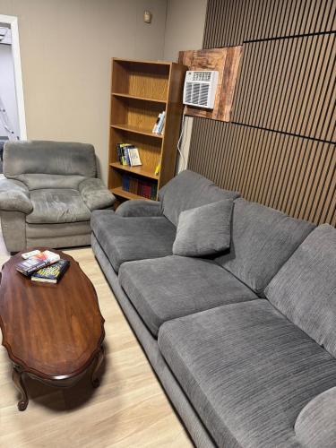 Downtown London Apartment | Great 1BR Apartment near VIA Rail