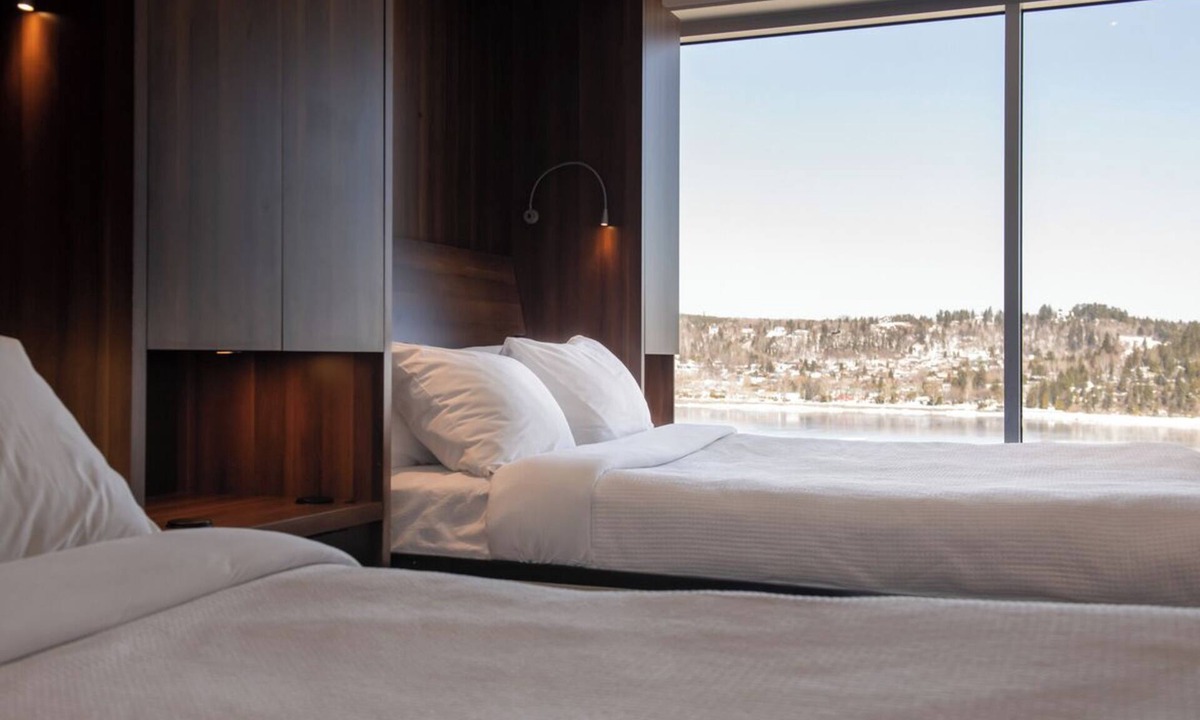 Chicoutimi Hotel | Hôtel Chicoutimi