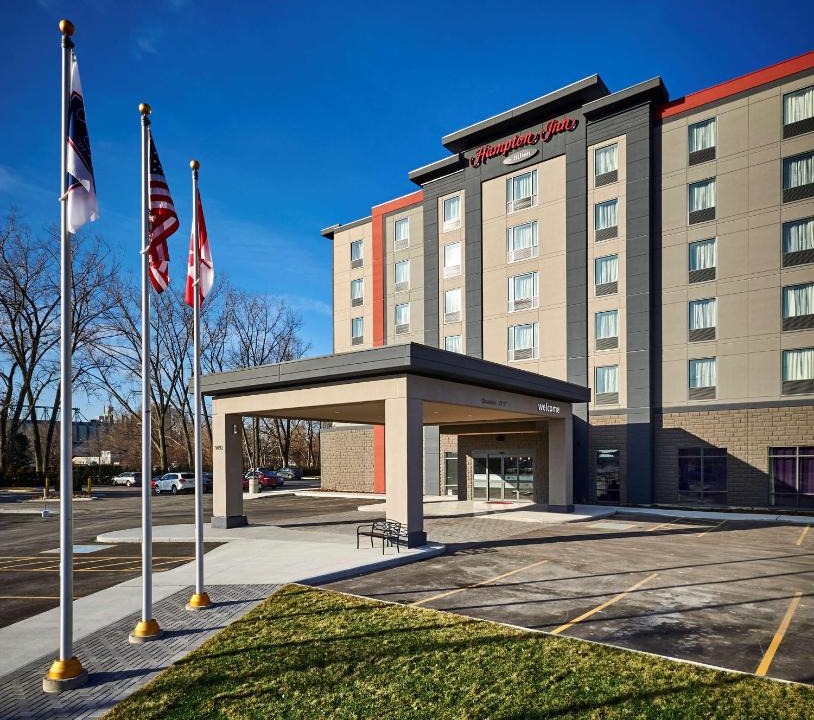 Point Edward Hotel | Hampton Inn by Hilton Sarnia/Point Edward