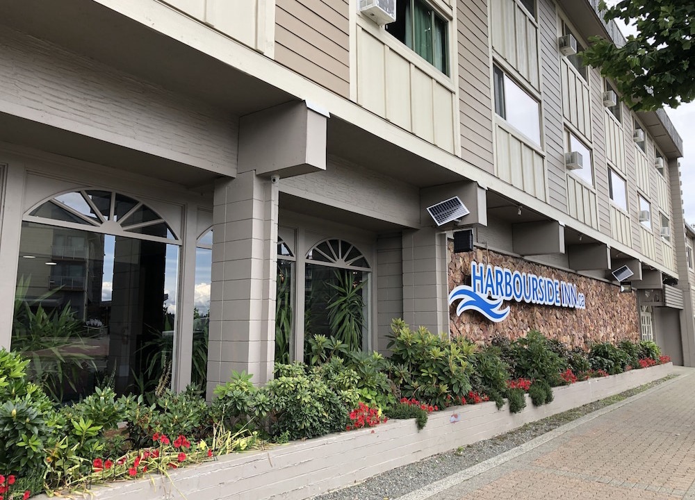 Campbell River Hotel | Harbourside Inn