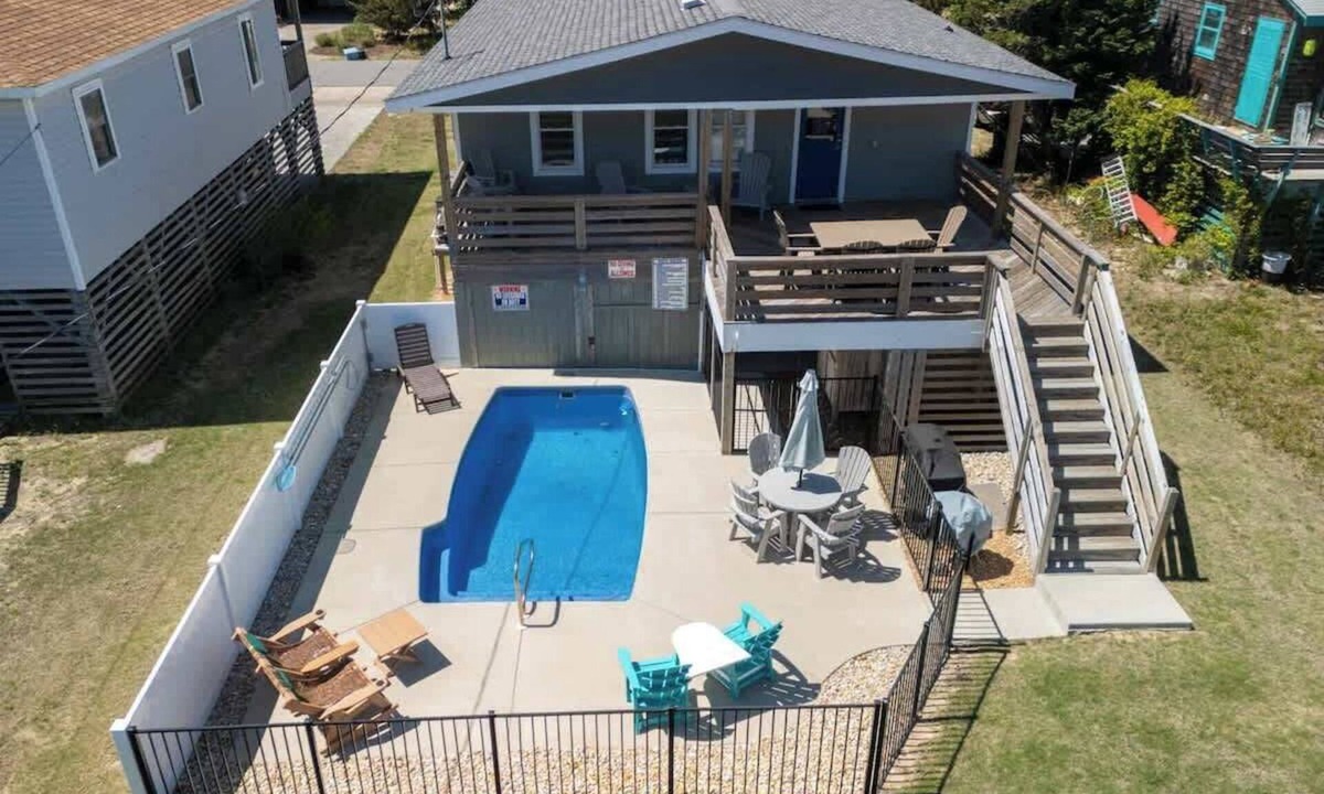 Kill Devil Hills House | Heated Pool, Hot Tub, 4Min Walk to Beach