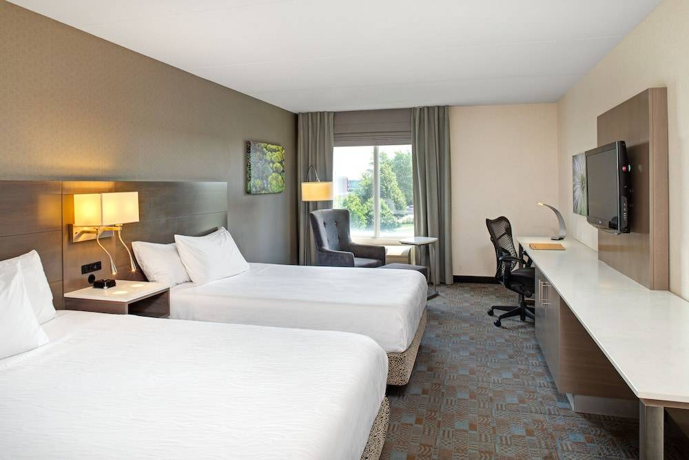 Clearview Hotel | Hilton Garden Inn Toronto/Oakville