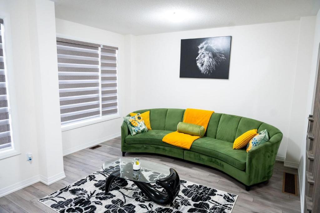 Brampton House | Hiltons Villa
