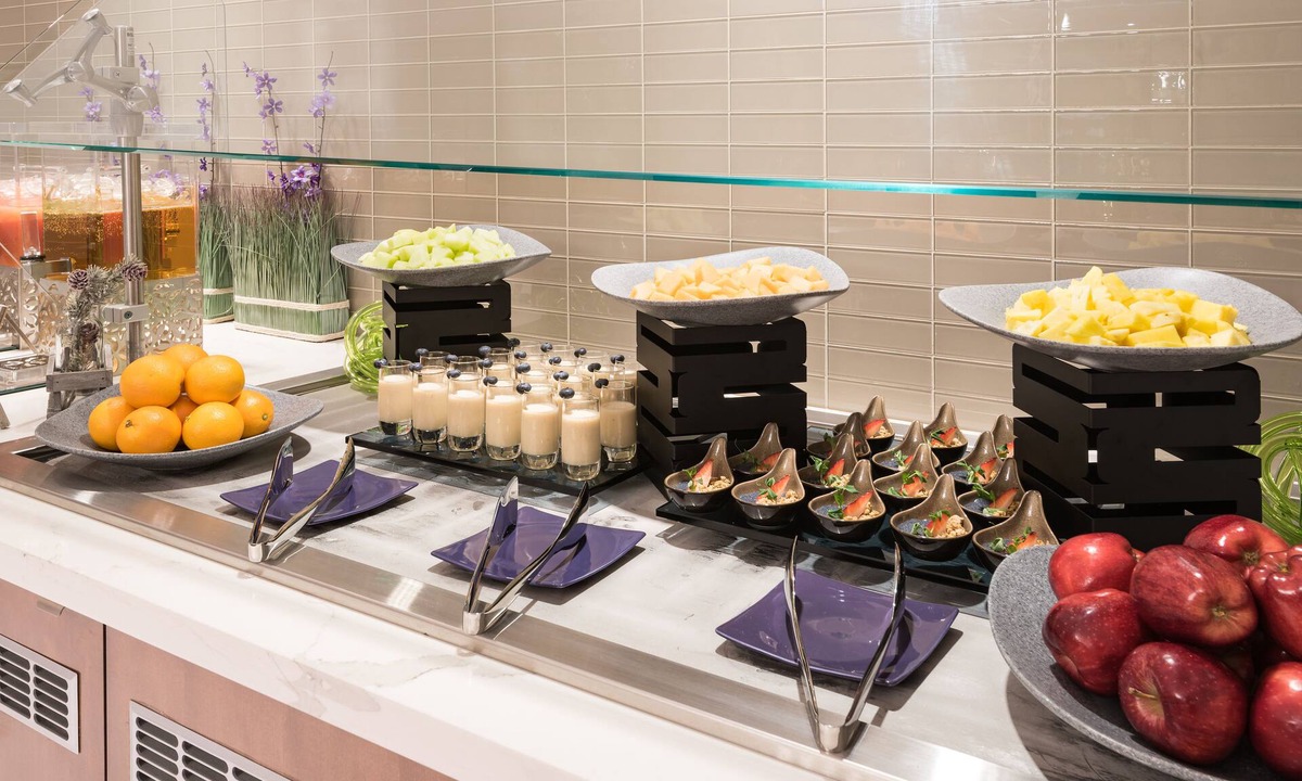 Byward Market - Parliament Hill Hotel | Homewood Suites by Hilton Ottawa Downtown