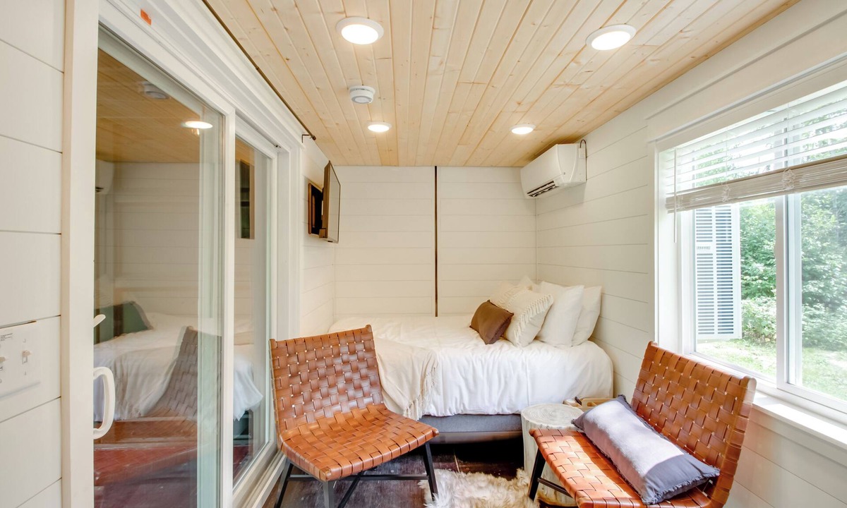 Northeast Itasca Apartment | Ice Fishing on South Fork Lake: Nashwauk Studio!