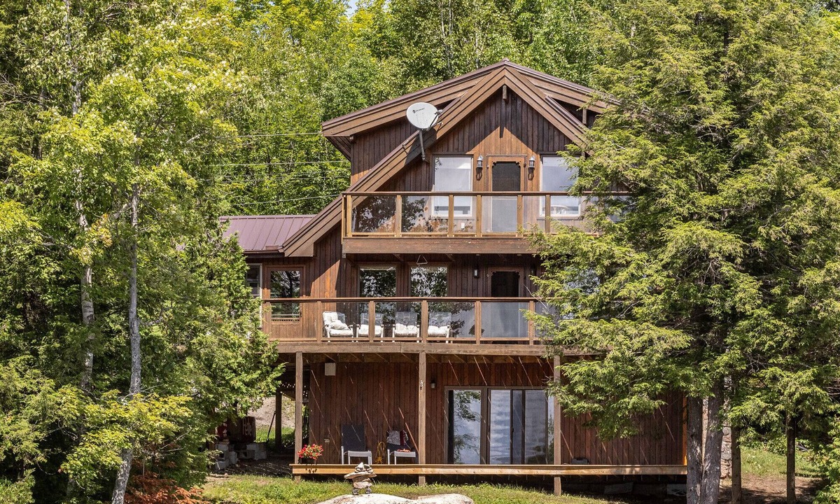 Highlands East Cottage | Impressive and spacious 4 bedroom cottage
