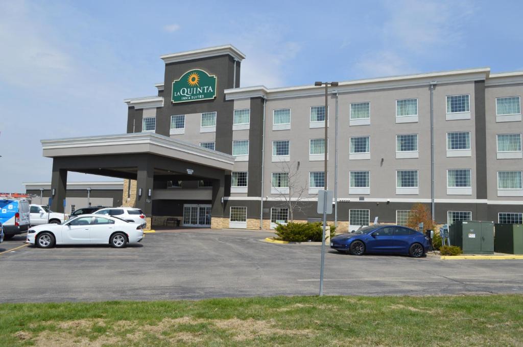 Rochester Hotel | La Quinta by Wyndham Rochester Mayo Clinic Area South