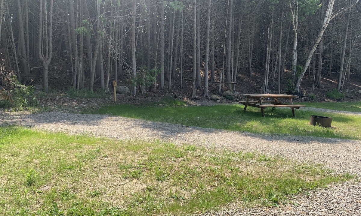 South Bruce Peninsula RV Rental | Lakeview campsite A