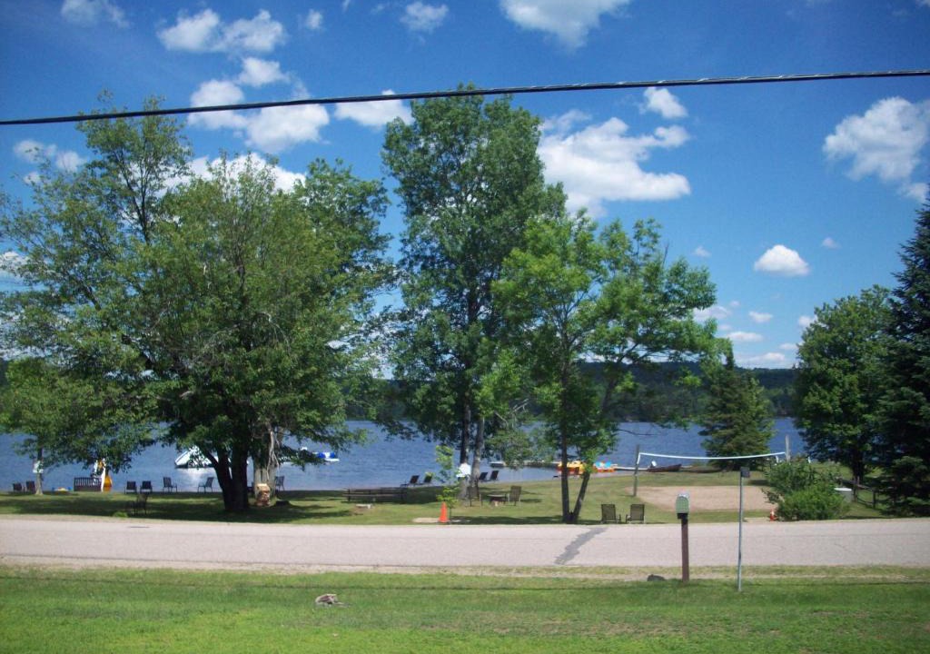 Algonquin Highlands Resort | Lakewoods Cottage