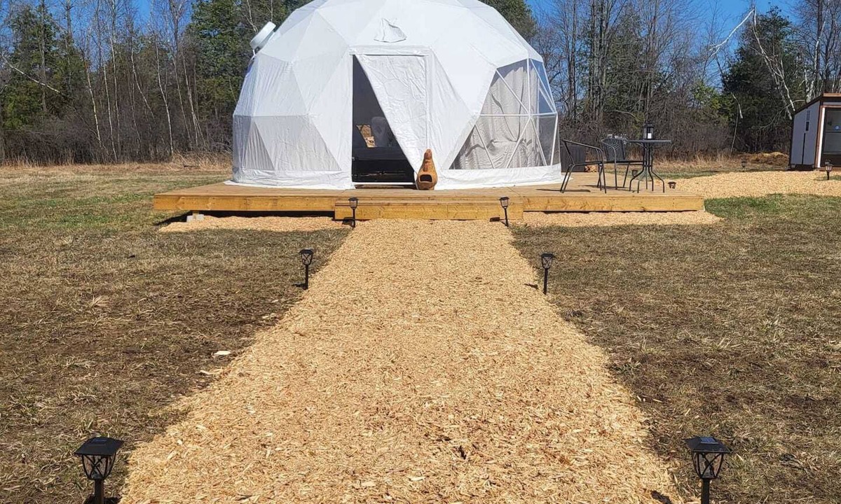 North Grenville Apartment | Limerick Forest Retreat | Luxury Camping Geodome